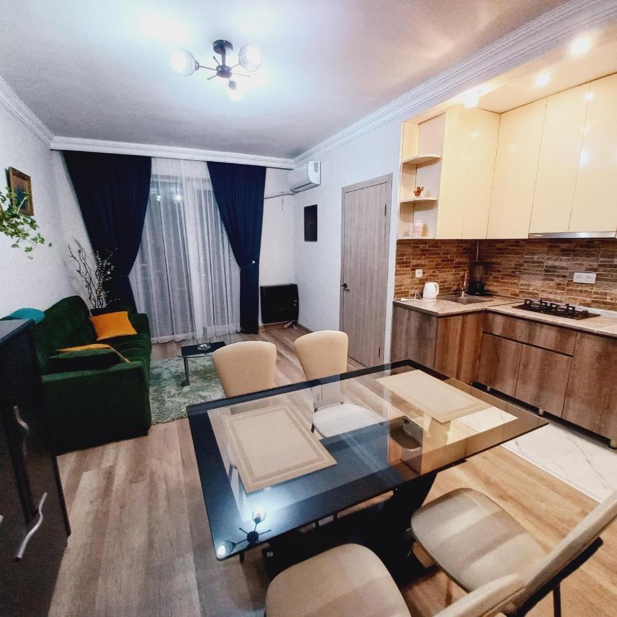 Ng Cozy App Apartment Tbilisi ภายนอก รูปภาพ