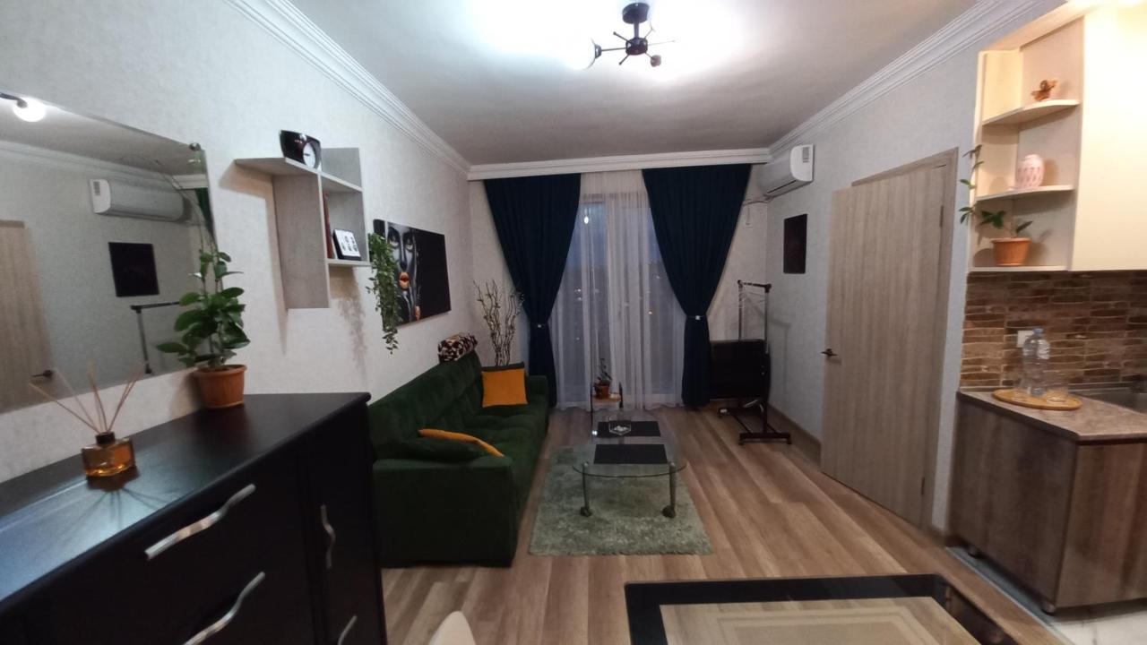 Ng Cozy App Apartment Tbilisi ภายนอก รูปภาพ